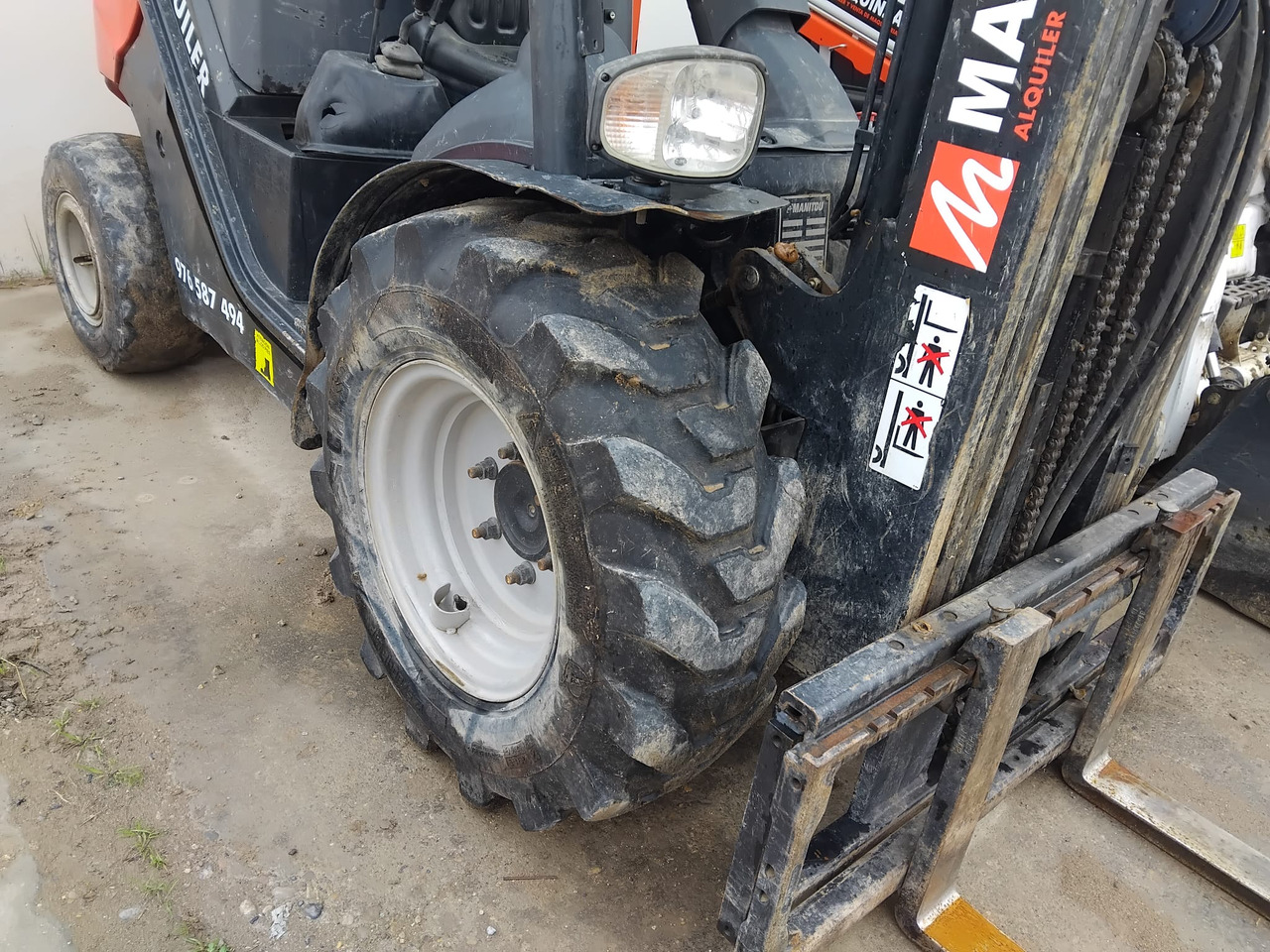 Empilhadeira a diesel MANITOU MC18.4 D: foto 12 Empilhadeira a diesel MANITOU MC18.4 D: foto 12