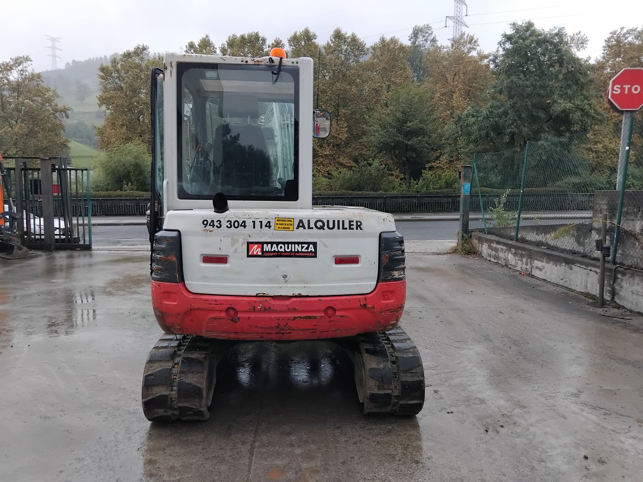 TAKEUCHI TB250 - Mini escavadeira: foto 4 TAKEUCHI TB250 - Mini escavadeira: foto 4