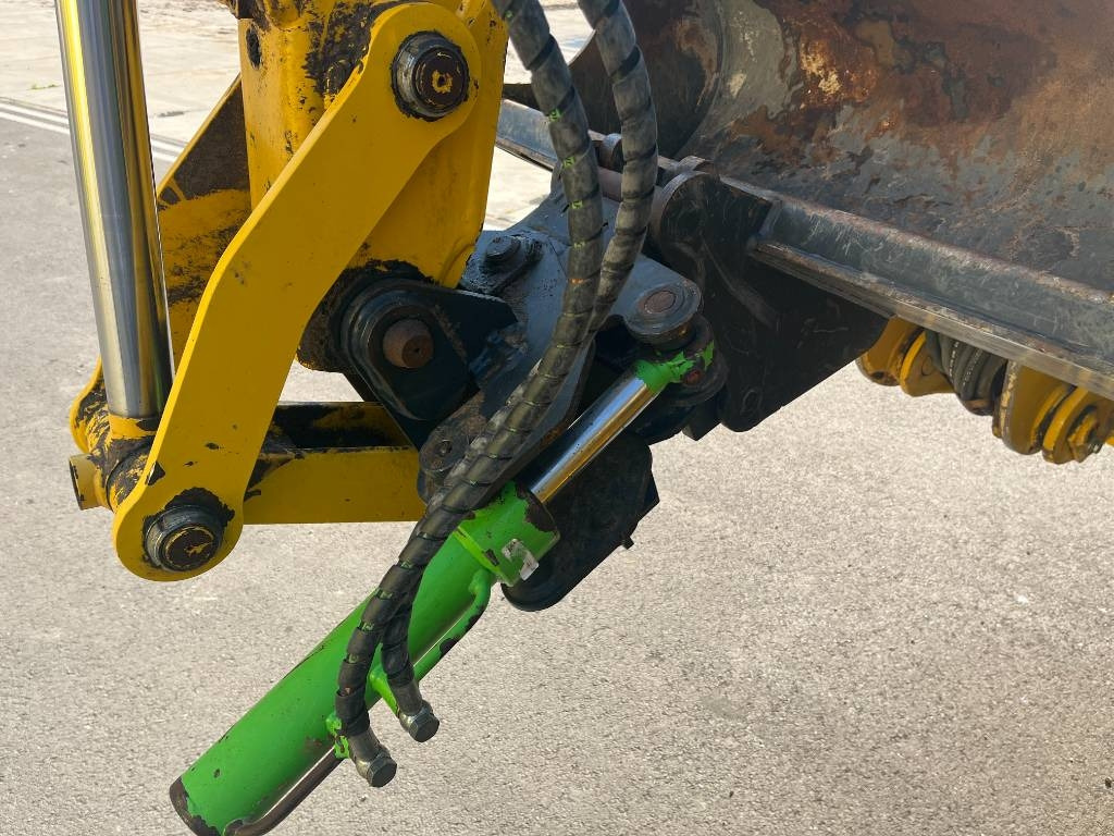 Komatsu WB 97 S-8 - Retroescavadeira: foto 5 Komatsu WB 97 S-8 - Retroescavadeira: foto 5
