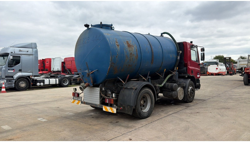DAF 75 ATI 270 (10500 L / MANUAL PUMP / MANUAL GEARBOX / STEEL SUSP. / LAMES / POMPE MANUELLE) - Caminhão limpa fossa: foto 4 DAF 75 ATI 270 (10500 L / MANUAL PUMP / MANUAL GEARBOX / STEEL SUSP. / LAMES / POMPE MANUELLE) - Caminhão limpa fossa: foto 4
