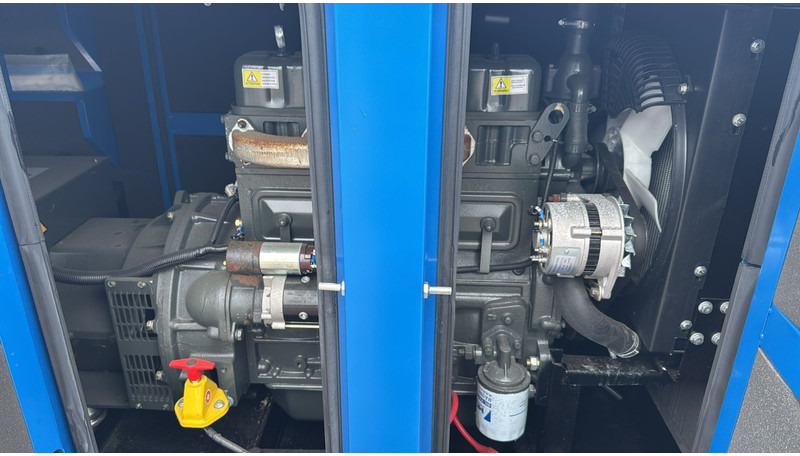 Diesel Generator Set WP41R (41 KVA/ 400V / 1500 RPM / 3 PHASE / 54 A / 50 HZ) - Gerador elétrico: foto 5 Diesel Generator Set WP41R (41 KVA/ 400V / 1500 RPM / 3 PHASE / 54 A / 50 HZ) - Gerador elétrico: foto 5