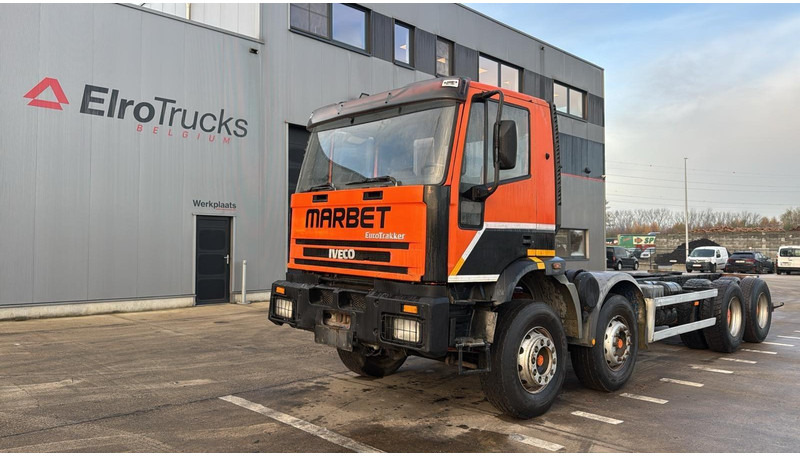 Iveco EUROTRAKKER 340 E 34 (POMPE MANUELLE / GRAND PONT / LAMES / MANUAL PUMP / BIG AXLE / STEEL SUSP.) - Caminhão chassi: foto 1 Iveco EUROTRAKKER 340 E 34 (POMPE MANUELLE / GRAND PONT / LAMES / MANUAL PUMP / BIG AXLE / STEEL SUSP.) - Caminhão chassi: foto 1