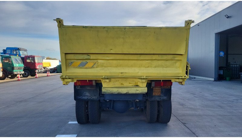 Iveco Eurocargo 260 E 27 (SUSPENSION LAMES / STEEL SUSPENSION / 6X4) - Caminhão basculante: foto 5 Iveco Eurocargo 260 E 27 (SUSPENSION LAMES / STEEL SUSPENSION / 6X4) - Caminhão basculante: foto 5