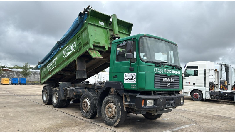 MAN 35.343 (LAMES / STEEL SUSP. / 8X4 / GRAND PONT / BIG AXLE) - Caminhão basculante: foto 2 MAN 35.343 (LAMES / STEEL SUSP. / 8X4 / GRAND PONT / BIG AXLE) - Caminhão basculante: foto 2