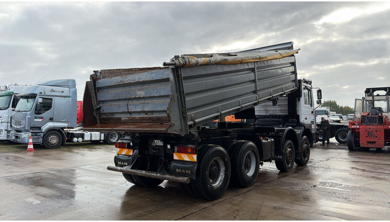 MAN 41.414 (BIG AXLES / 41 TONS / GRAND PONT / LAMES / 6 CYLINDER) - Caminhão basculante: foto 4 MAN 41.414 (BIG AXLES / 41 TONS / GRAND PONT / LAMES / 6 CYLINDER) - Caminhão basculante: foto 4