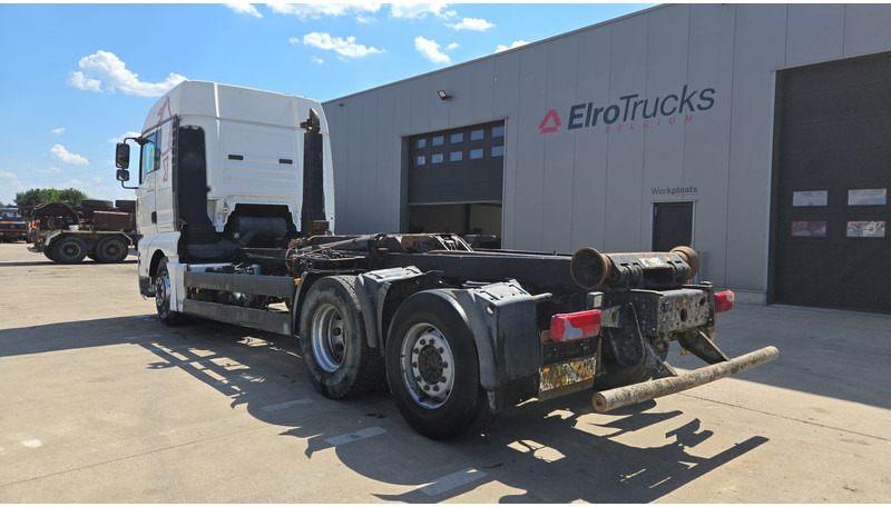 Caminhão chassi MAN TGA 26.440 (MANUAL GEARBOX / FRONT STEEL / 6X2 / BOITE MANUELLE / DEVANT LAMES): foto 7