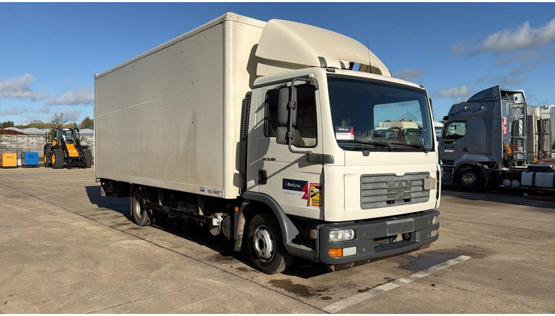 MAN TGL 8.180 (MANUAL GEARBOX / BOITE MANUELLE / CAMION BELGE / BELGIAN TRUCK) - Caminhão furgão: foto 2 MAN TGL 8.180 (MANUAL GEARBOX / BOITE MANUELLE / CAMION BELGE / BELGIAN TRUCK) - Caminhão furgão: foto 2
