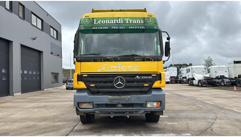 Mercedes-Benz ACTROS 2640 (EPS / LAMES / GRAND PONT / 6X4 / 3 PEDALES) - Caminhão basculante: foto 2 Mercedes-Benz ACTROS 2640 (EPS / LAMES / GRAND PONT / 6X4 / 3 PEDALES) - Caminhão basculante: foto 2