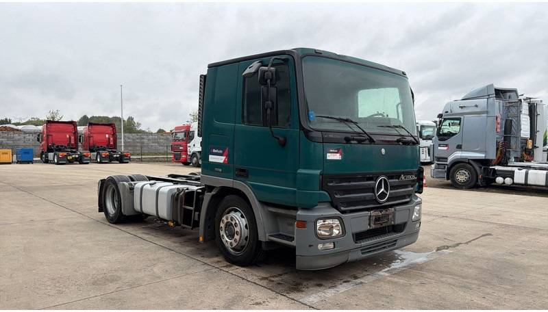 Mercedes-Benz Actros 1841 (EPS / 3 PEDALS / RETARDER / V6) - Caminhão chassi: foto 5 Mercedes-Benz Actros 1841 (EPS / 3 PEDALS / RETARDER / V6) - Caminhão chassi: foto 5