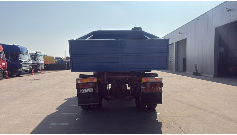 Mercedes-Benz Actros 1843 (4X4 / EPS / GRAND PONT / LAMES / V6 / 2 PONTS) - Caminhão basculante: foto 4 Mercedes-Benz Actros 1843 (4X4 / EPS / GRAND PONT / LAMES / V6 / 2 PONTS) - Caminhão basculante: foto 4