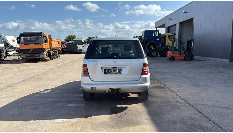 Mercedes-Benz M-Klasse ML 270 CDI - SUV: foto 5 Mercedes-Benz M-Klasse ML 270 CDI - SUV: foto 5