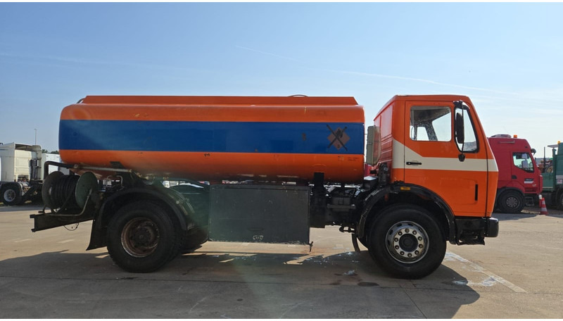Mercedes-Benz SK 1619 (12.400L / GERMAN TRUCK / CAMION ALLEMAGNE / LAMES / GRAND PONT / V6) - Caminhão tanque: foto 4 Mercedes-Benz SK 1619 (12.400L / GERMAN TRUCK / CAMION ALLEMAGNE / LAMES / GRAND PONT / V6) - Caminhão tanque: foto 4