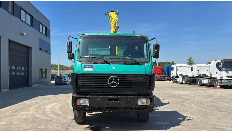 Mercedes-Benz SK 1722 (4X4 / LAMES / GRAND PONT / GRUE / TRES PROPRE / BIG HUB / STEEL SUSP. / V6) - Caminhão basculante, Caminhão grua: foto 2 Mercedes-Benz SK 1722 (4X4 / LAMES / GRAND PONT / GRUE / TRES PROPRE / BIG HUB / STEEL SUSP. / V6) - Caminhão basculante, Caminhão grua: foto 2