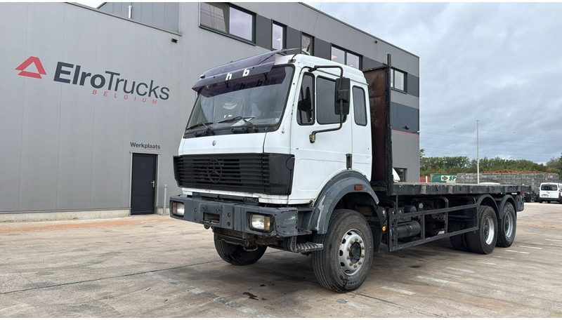 Mercedes-Benz SK 2638 (LAMES / GRAND PONT / V8 AVEC 2X TURBO / BIG AXLE / STEEL SUSP.) - Camião de caixa aberta/ Plataforma: foto 1 Mercedes-Benz SK 2638 (LAMES / GRAND PONT / V8 AVEC 2X TURBO / BIG AXLE / STEEL SUSP.) - Camião de caixa aberta/ Plataforma: foto 1
