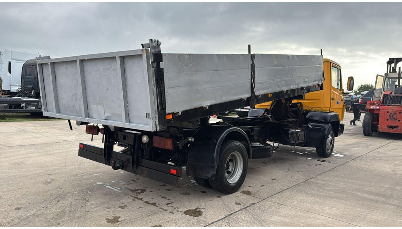 Mercedes-Benz SK 814 (MANUAL PUMP / POMPE MANUELLE / LAMES) - Caminhão basculante: foto 4 Mercedes-Benz SK 814 (MANUAL PUMP / POMPE MANUELLE / LAMES) - Caminhão basculante: foto 4