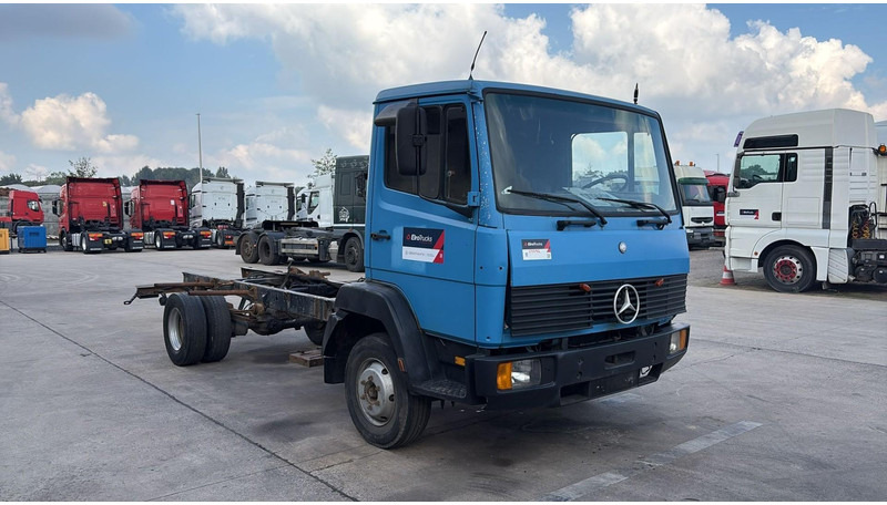 Mercedes-Benz SK 914 (EURO 2 / CHASSIS) - Caminhão chassi: foto 3 Mercedes-Benz SK 914 (EURO 2 / CHASSIS) - Caminhão chassi: foto 3
