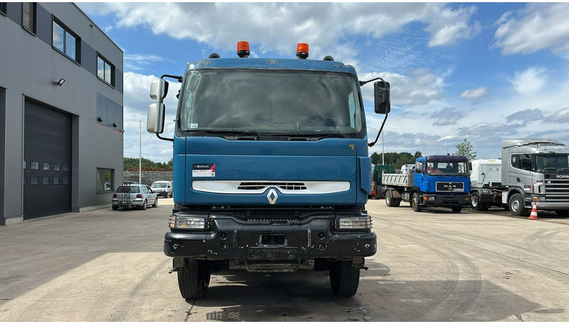 Renault KERAX 420 (8X4 / GRAND PONT / LAMES / BOITE MANUELLE / BONNE ETAT) - Caminhão chassi: foto 2 Renault KERAX 420 (8X4 / GRAND PONT / LAMES / BOITE MANUELLE / BONNE ETAT) - Caminhão chassi: foto 2