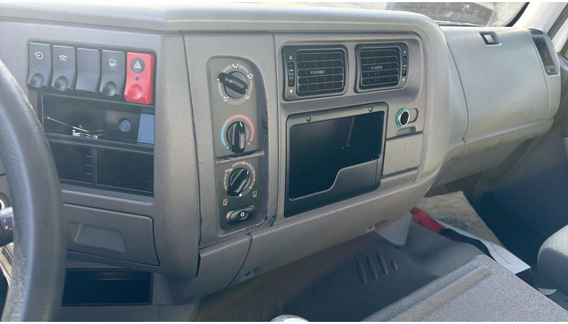 Locação de Renault Kerax 320 DCI (PARFAIT ETAT / CHASSIS LONGUE / LAMES / GRAND PONT / KM ORIGINAL) Renault Kerax 320 DCI (PARFAIT ETAT / CHASSIS LONGUE / LAMES / GRAND PONT / KM ORIGINAL): foto 20 Locação de Renault Kerax 320 DCI (PARFAIT ETAT / CHASSIS LONGUE / LAMES / GRAND PONT / KM ORIGINAL) Renault Kerax 320 DCI (PARFAIT ETAT / CHASSIS LONGUE / LAMES / GRAND PONT / KM ORIGINAL): foto 20