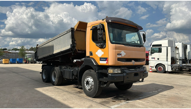 Renault Kerax 385 (POMPE MANUELLE / MANUAL PUMP / 6X4 / LAMES / GRAND PONT) - Caminhão basculante: foto 3 Renault Kerax 385 (POMPE MANUELLE / MANUAL PUMP / 6X4 / LAMES / GRAND PONT) - Caminhão basculante: foto 3