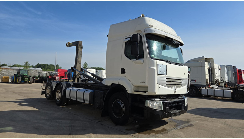 Renault Premium 450 DXI (BOITE MANUELLE / MANUAL GEARBOX / 6X2 / LAMES DEVANT) - Caminhão chassi: foto 3 Renault Premium 450 DXI (BOITE MANUELLE / MANUAL GEARBOX / 6X2 / LAMES DEVANT) - Caminhão chassi: foto 3