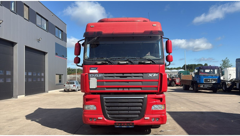 DAF 105 XF 460 (BOITE MANUELLE / MANUAL GEARBOX) - Tractor: foto 2 DAF 105 XF 460 (BOITE MANUELLE / MANUAL GEARBOX) - Tractor: foto 2