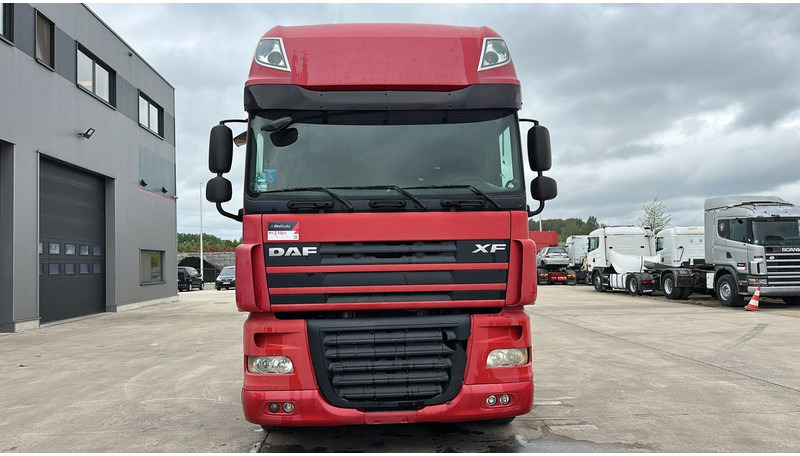DAF 105 XF 460 (BOITE MANUELLE / MANUAL GEARBOX / TRES PROPRE) - Tractor: foto 2 DAF 105 XF 460 (BOITE MANUELLE / MANUAL GEARBOX / TRES PROPRE) - Tractor: foto 2