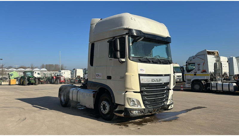 DAF 106 XF 460 (BOITE MANUELLE / MANUAL GEARBOX / 834.000 KM / EURO 6) - Tractor: foto 3 DAF 106 XF 460 (BOITE MANUELLE / MANUAL GEARBOX / 834.000 KM / EURO 6) - Tractor: foto 3