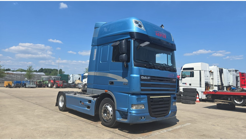 DAF XF 105.460 (BOITE MANUELLE / MANUAL GEARBOX / PARFAIT ETAT / TRES PROPRE) - Tractor: foto 3 DAF XF 105.460 (BOITE MANUELLE / MANUAL GEARBOX / PARFAIT ETAT / TRES PROPRE) - Tractor: foto 3