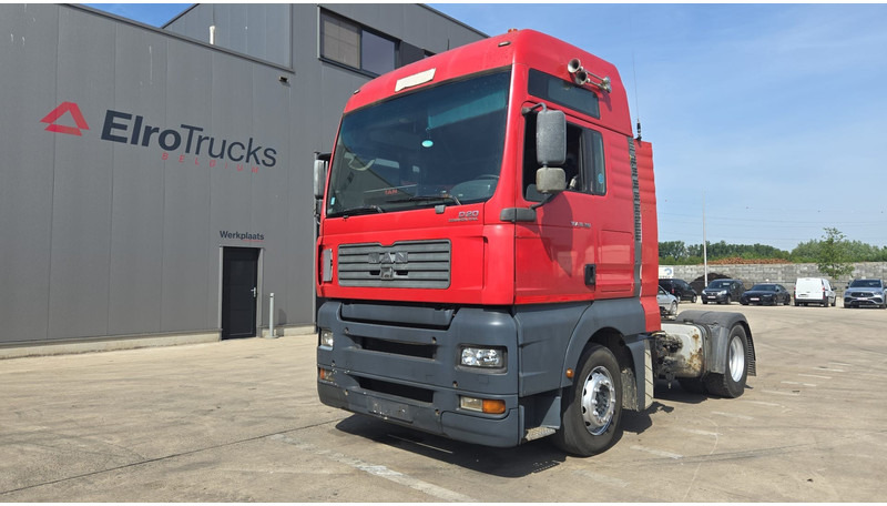 MAN TGA 18.390 (BOITE MANUELLE / MANUAL GEARBOX / PTO / POMPE HYDRAULIQUE) - Tractor: foto 1 MAN TGA 18.390 (BOITE MANUELLE / MANUAL GEARBOX / PTO / POMPE HYDRAULIQUE) - Tractor: foto 1