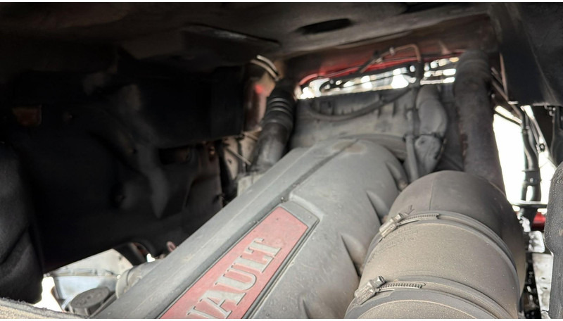 Tractor Renault Premium 450 DXI (BOITE MANUELLE / MANUAL GEARBOX): foto 19