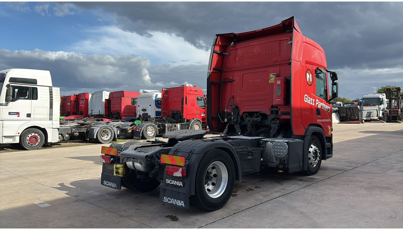 Scania G 450 (PERFECT CONDITION / RETARDER / FULL SPOILERS) - Tractor: foto 4 Scania G 450 (PERFECT CONDITION / RETARDER / FULL SPOILERS) - Tractor: foto 4