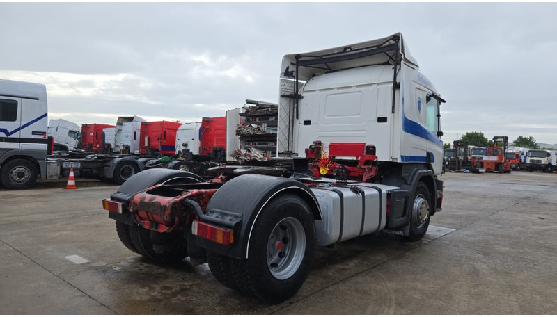 Scania P124 - 360 (POMPE MANUELLE / BOITE MANUELLE / MANUAL PUMP / MANUAL GEARBOX) - Tractor: foto 5 Scania P124 - 360 (POMPE MANUELLE / BOITE MANUELLE / MANUAL PUMP / MANUAL GEARBOX) - Tractor: foto 5