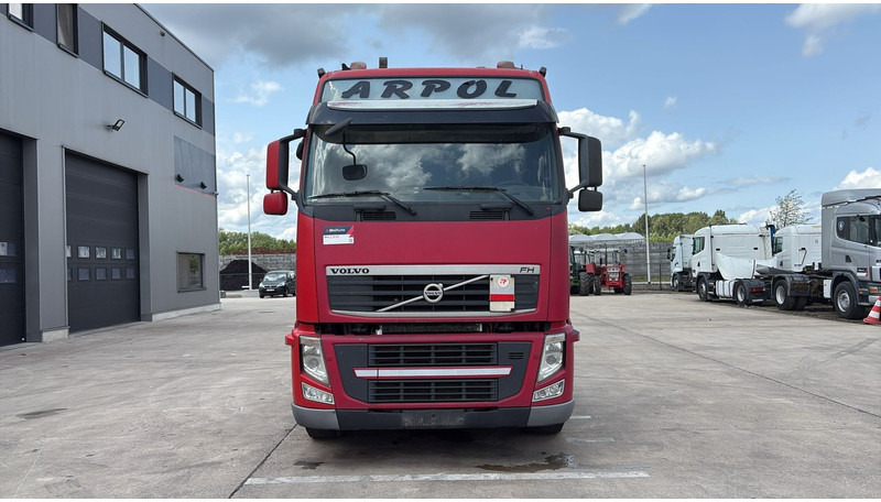 Volvo FH 440 (MANUAL GEARBOX / EURO 5 / BOITE MANUELLE) - Tractor: foto 2 Volvo FH 440 (MANUAL GEARBOX / EURO 5 / BOITE MANUELLE) - Tractor: foto 2