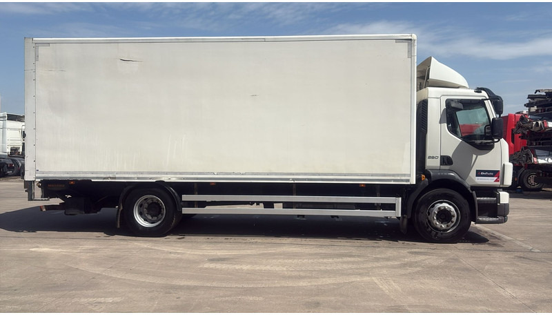 Volvo FL 260 (LIFT 2000 KG / PERFECT BELGIAN TRUCK / 18 TON / EURO 5) - Caminhão furgão: foto 4 Volvo FL 260 (LIFT 2000 KG / PERFECT BELGIAN TRUCK / 18 TON / EURO 5) - Caminhão furgão: foto 4