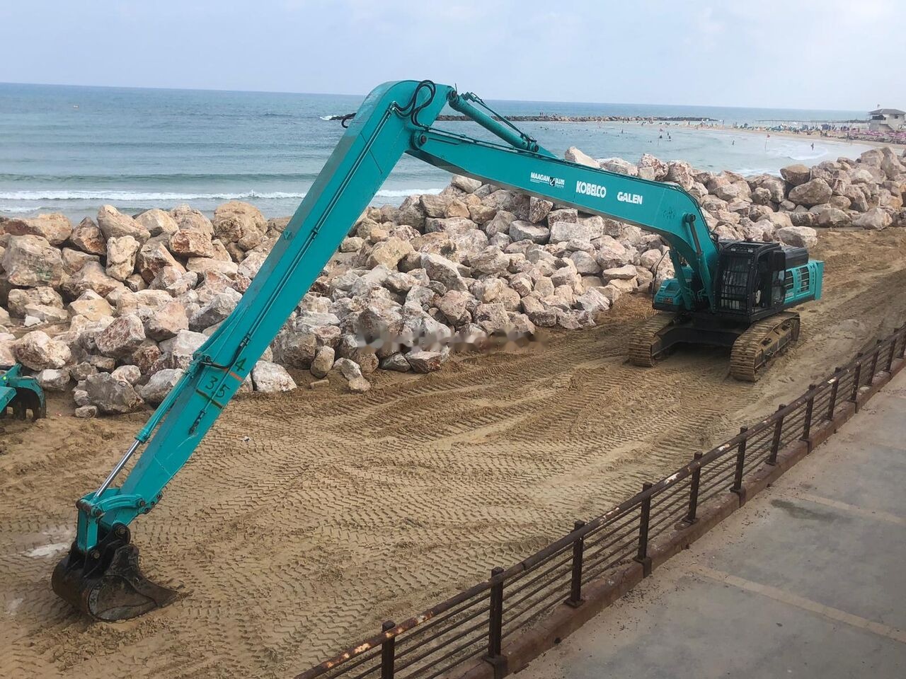 Galen Kobelco SK500 - Lança de Escavadeira: foto 5 Galen Kobelco SK500 - Lança de Escavadeira: foto 5