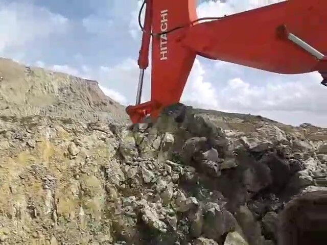 Komatsu Short Boom-Arm - Martelo hidráulico: foto 2 Komatsu Short Boom-Arm - Martelo hidráulico: foto 2