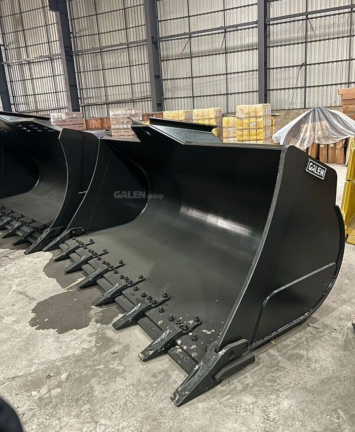 Komatsu WA430 - Balde para carregadeiras: foto 2 Komatsu WA430 - Balde para carregadeiras: foto 2