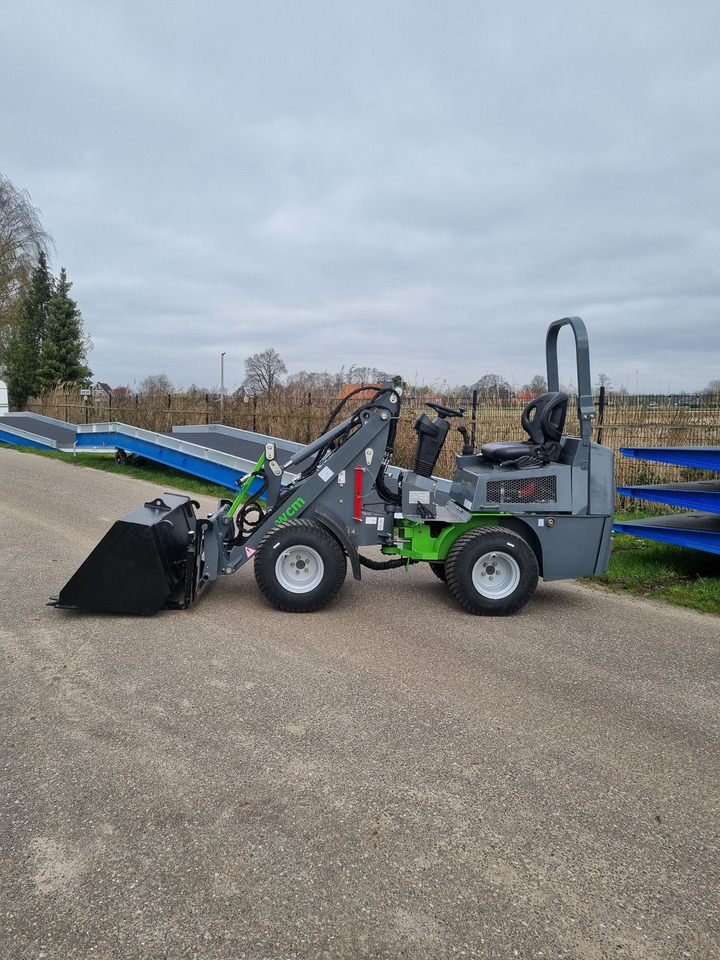 WCM -L1460 shovel met beugel - Carregadeira de rodas: foto 3 WCM -L1460 shovel met beugel - Carregadeira de rodas: foto 3
