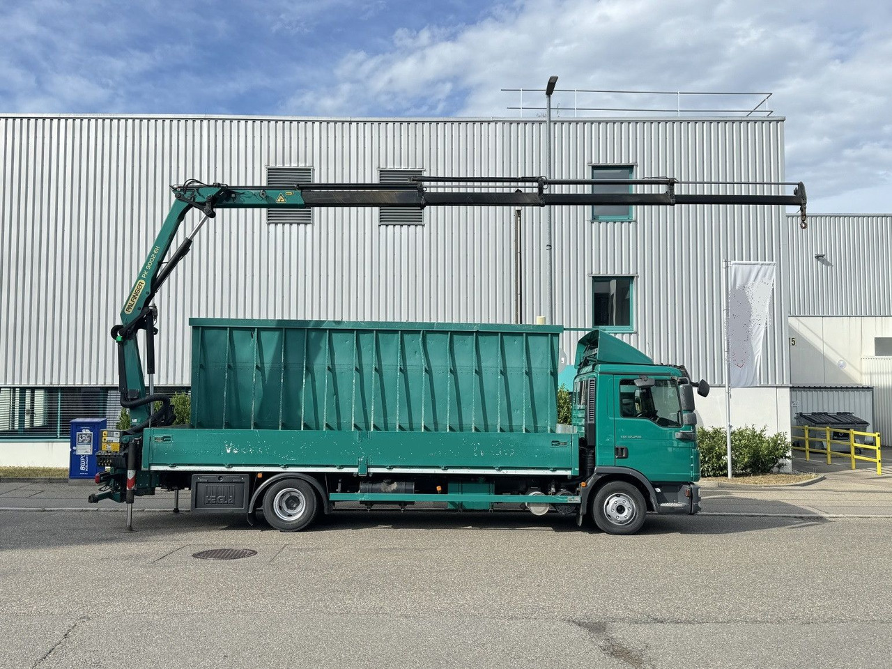 Locação de  MAN TGL 12.250 Glastransport Kran PK9002 Funk Klima MAN TGL 12.250 Glastransport Kran PK9002 Funk Klima: foto 8