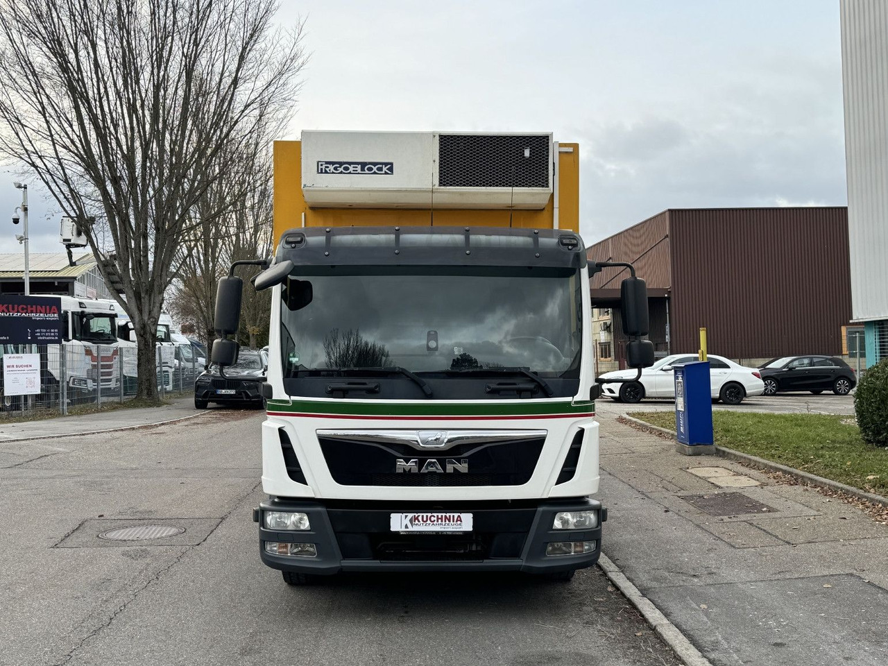 MAN TGL 12.250 Tiefkühlkoffer 6m LBW E6 Klima Autom - Caminhão frigorífico: foto 2 MAN TGL 12.250 Tiefkühlkoffer 6m LBW E6 Klima Autom - Caminhão frigorífico: foto 2