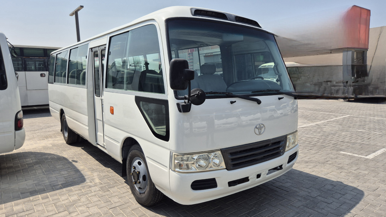 TOYOTA Coaster ... 30 places - Climatisé - Micro-ônibus, Furgão de passageiros: foto 2 TOYOTA Coaster ... 30 places - Climatisé - Micro-ônibus, Furgão de passageiros: foto 2