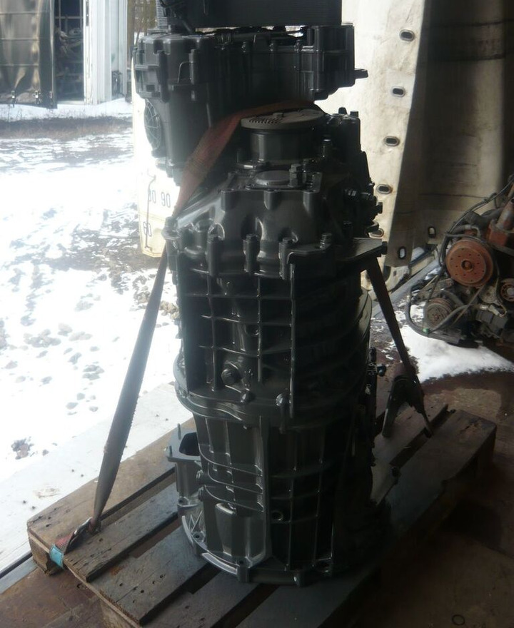 DAF ZF16S2331TD IT DAF XF 105 460 E5 - Caixa de câmbio de Caminhão: foto 2 DAF ZF16S2331TD IT DAF XF 105 460 E5 - Caixa de câmbio de Caminhão: foto 2