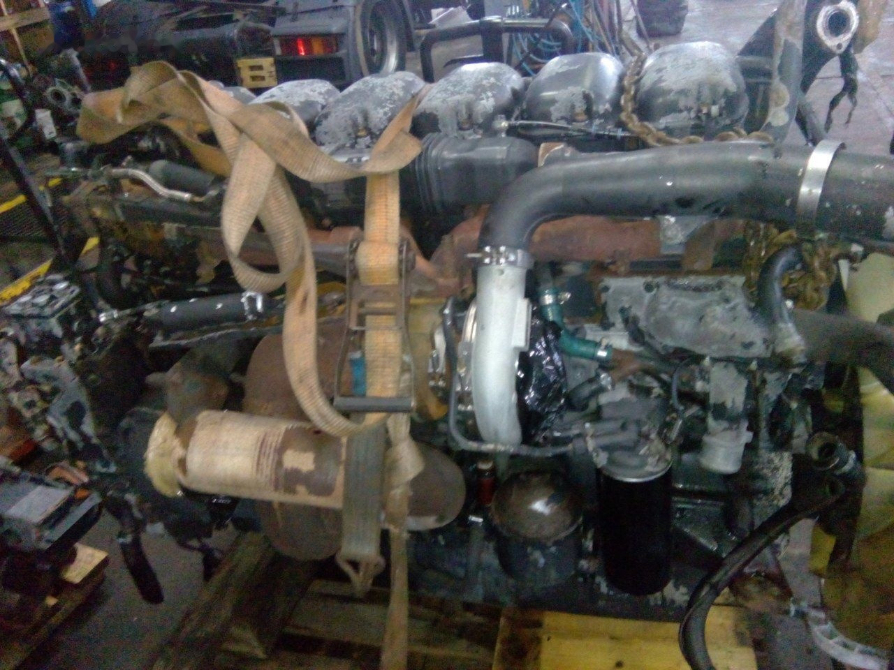 Scania DC1214 HPI E4 Scania R420 - Motor de Caminhão: foto 2 Scania DC1214 HPI E4 Scania R420 - Motor de Caminhão: foto 2