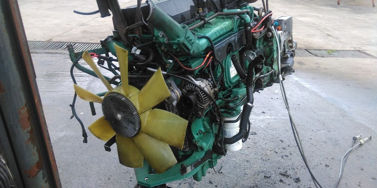 Volvo D9A 260 300 340 Volvo FM - Motor de Caminhão: foto 2 Volvo D9A 260 300 340 Volvo FM - Motor de Caminhão: foto 2