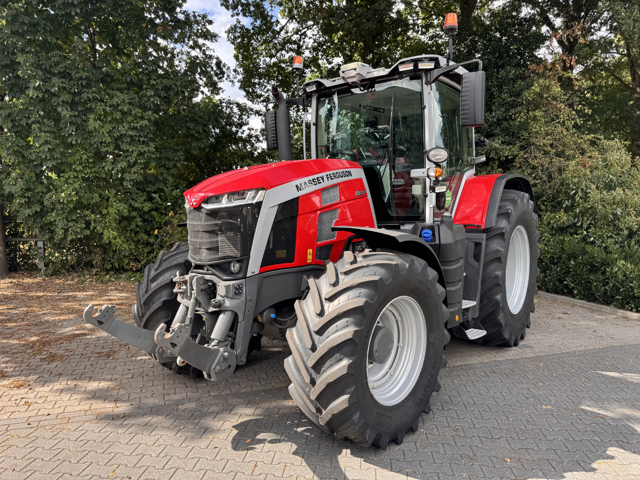 MASSEY FERGUSON 8s.205 Dyna7 Exclusive - Trator: foto 1 MASSEY FERGUSON 8s.205 Dyna7 Exclusive - Trator: foto 1