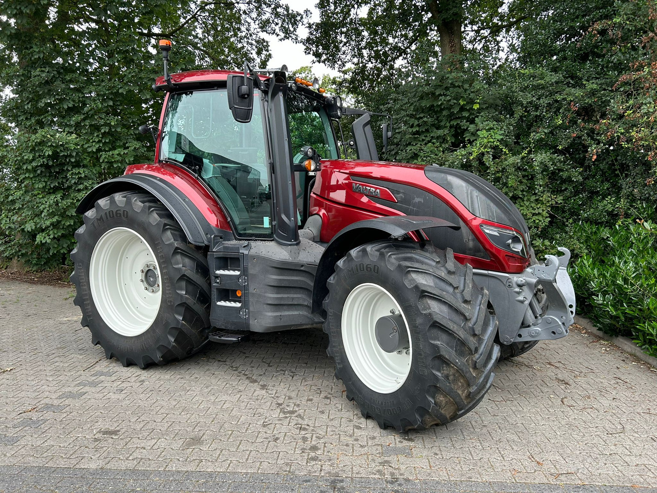 Valtra T214 Direct - Trator: foto 3 Valtra T214 Direct - Trator: foto 3