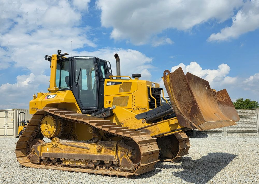 Caterpillar Caterpillar D6N LGP, 2017 ROK, PODWOZIE 80% DOBRE - Buldôzer: foto 1 Caterpillar Caterpillar D6N LGP, 2017 ROK, PODWOZIE 80% DOBRE - Buldôzer: foto 1