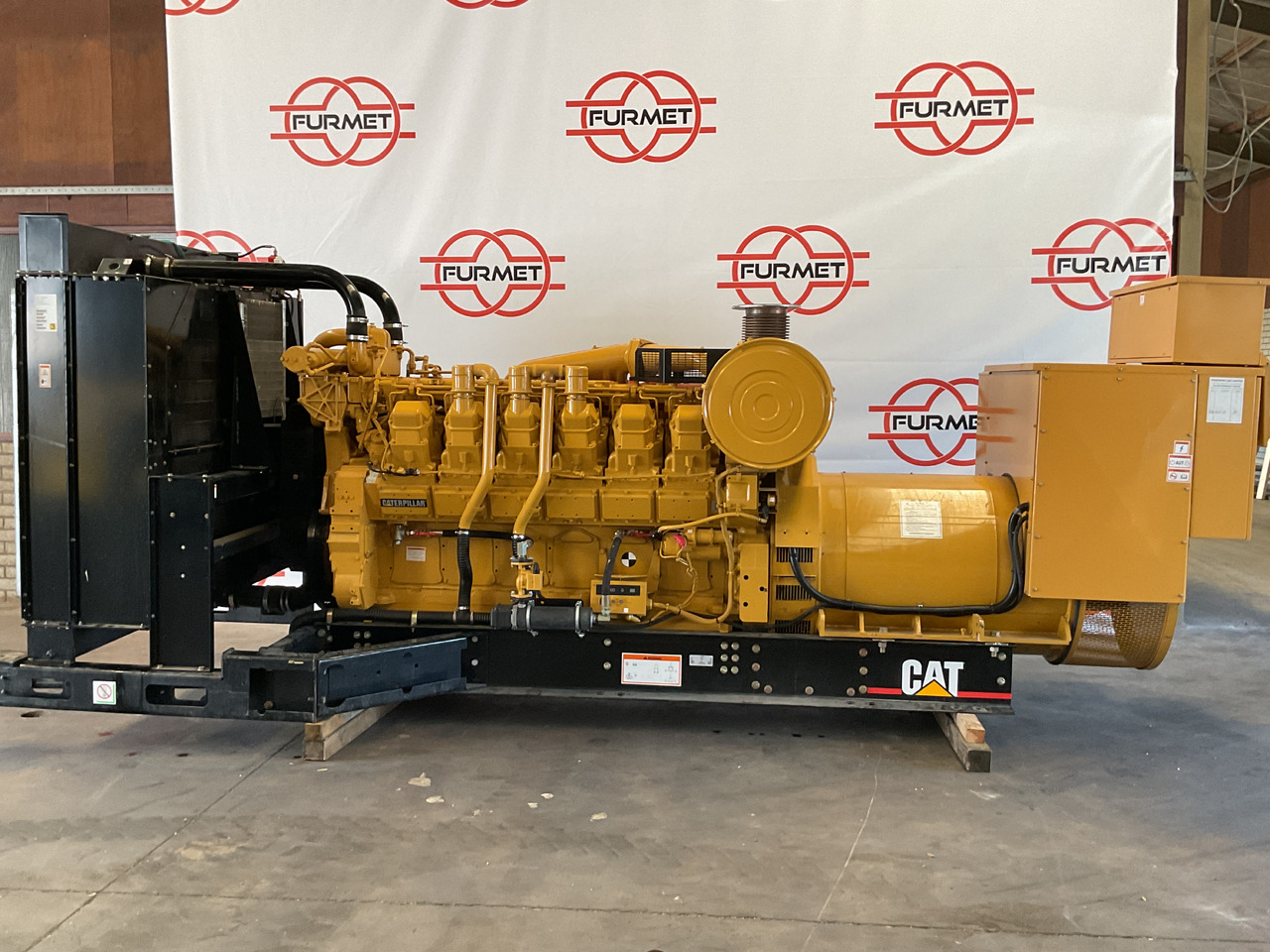 Caterpillar 3512HD, 1275KVA Generatorset. Like brand new. Low standby hours. - Gerador elétrico: foto 1 Caterpillar 3512HD, 1275KVA Generatorset. Like brand new. Low standby hours. - Gerador elétrico: foto 1
