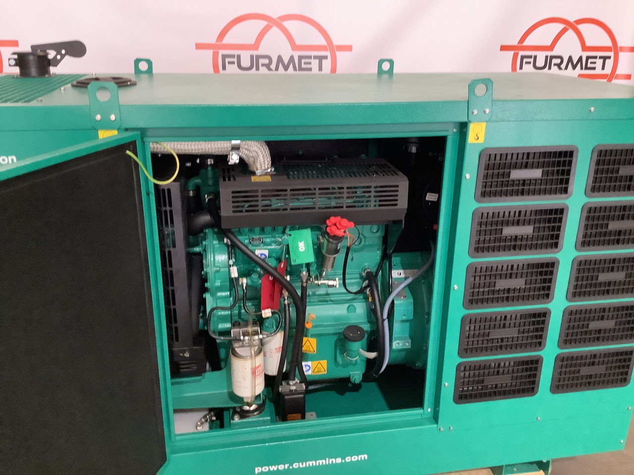 Cummins C38D5EQ. 38KVA Generator. Brand new. - Gerador elétrico: foto 2 Cummins C38D5EQ. 38KVA Generator. Brand new. - Gerador elétrico: foto 2