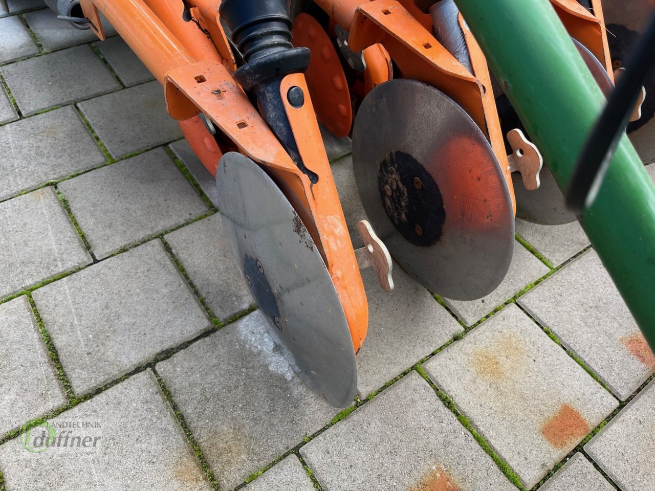 Amazone KE 303 + AD 303 - Semeadora combinada: foto 3 Amazone KE 303 + AD 303 - Semeadora combinada: foto 3